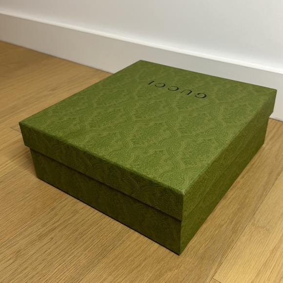 Empty Gucci Shoe Box - Picture 5 of 8